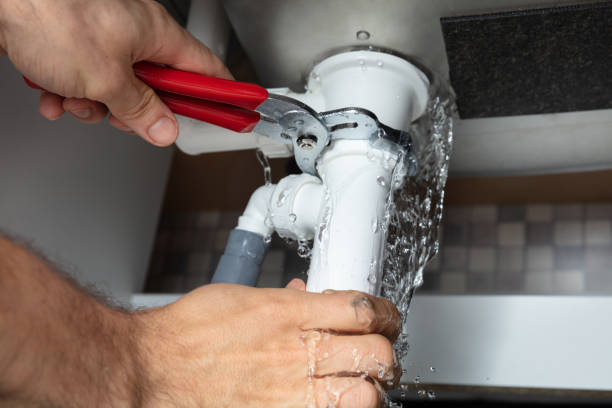 Best Local water damage restoration  in East Mountain, TX